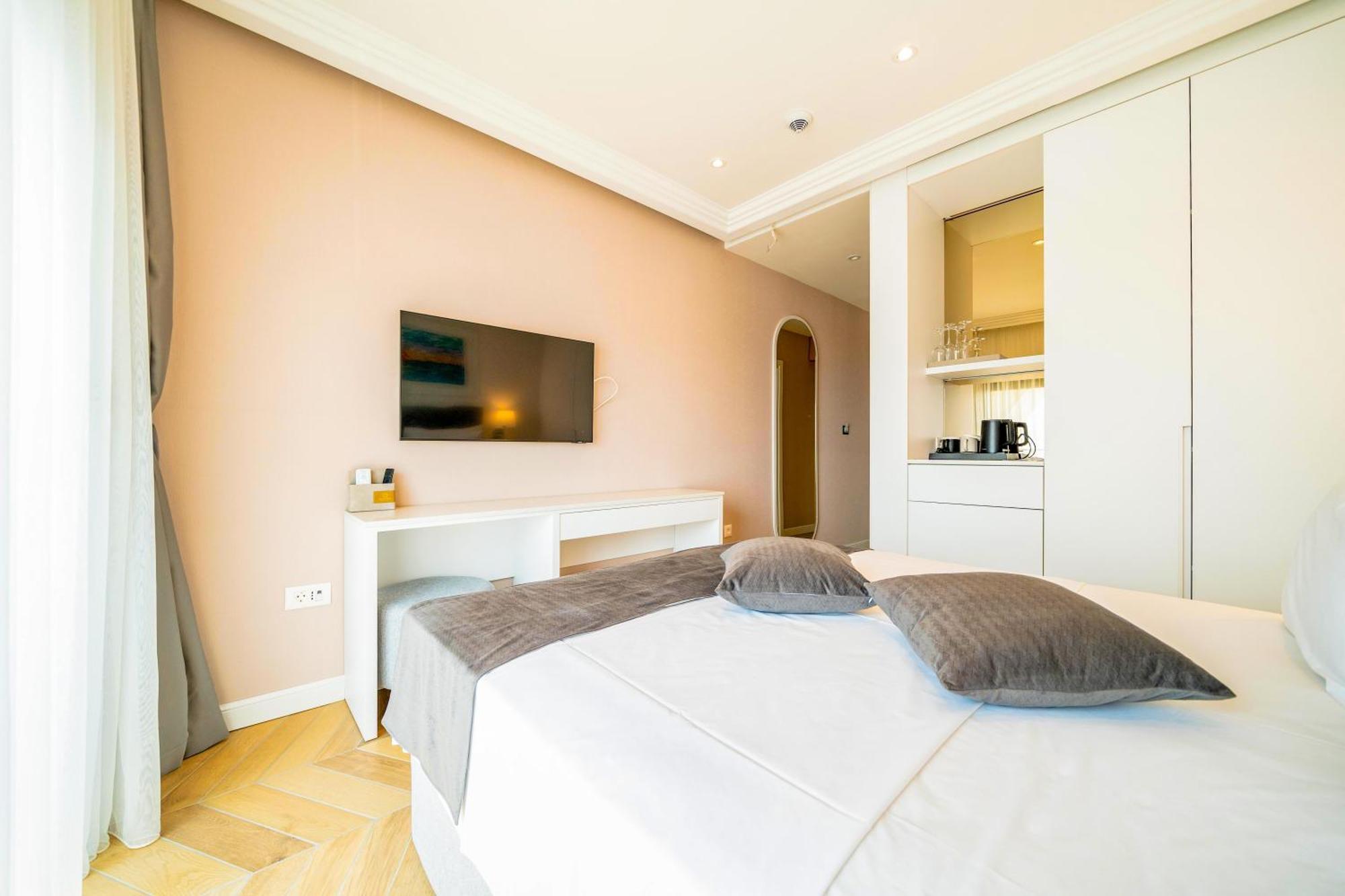 Exclusive Hotel Budva Exteriér fotografie